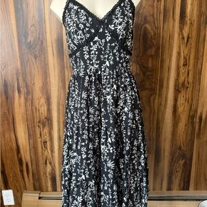 ROMWE Black and White Floral Midi Dress